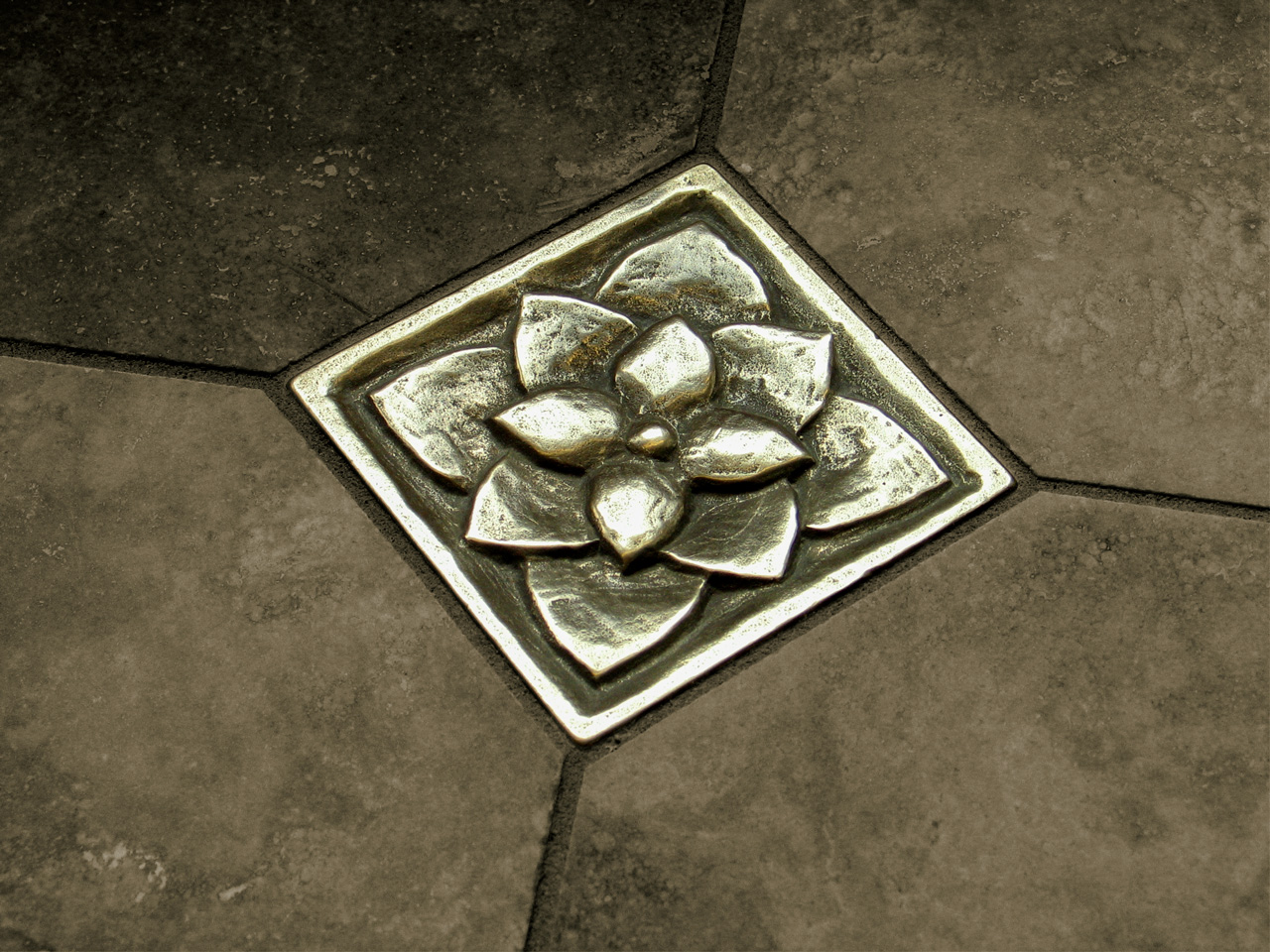 Lotus 3x3 inch in Traditional Bronze with dark gray limestone